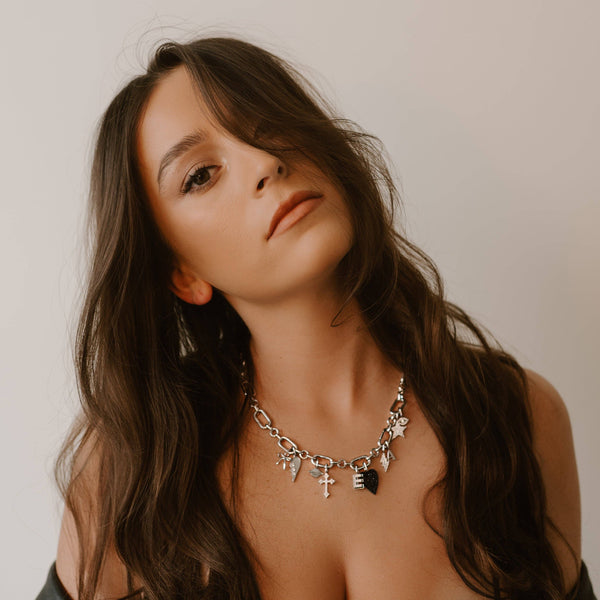 The Sis Kiss - Collectors Charm Necklace Designed for Charms Gold | Silver