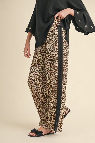 Emma Leopard Pant