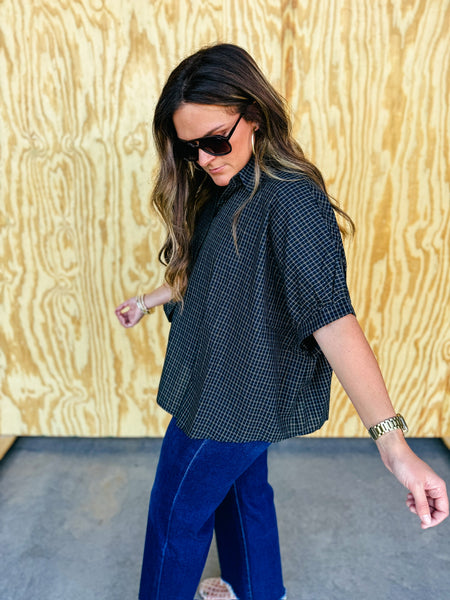 Oversized Plaid Blouse – Relaxed Fit Neutral Button-Down Tunic