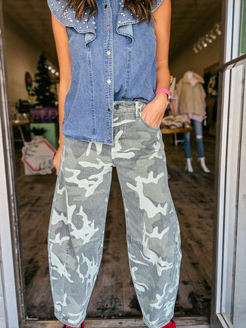 High Rise Horseshoe Camo Jeans