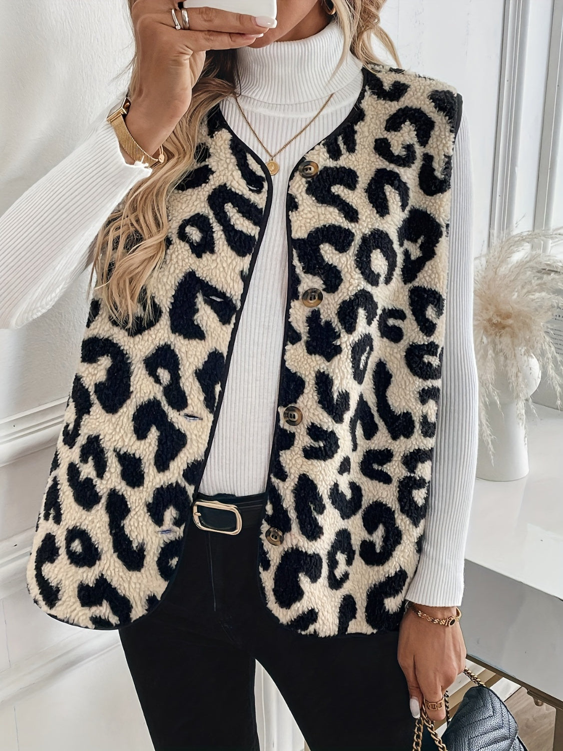 Leopard Button Up Sherpa Vest Dust Storm S