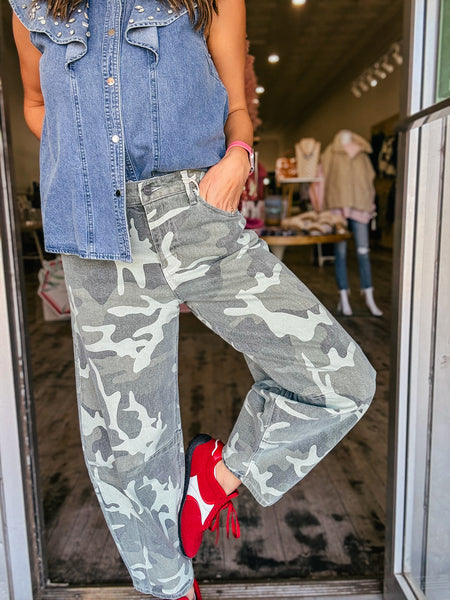 High Rise Horseshoe Camo Jeans