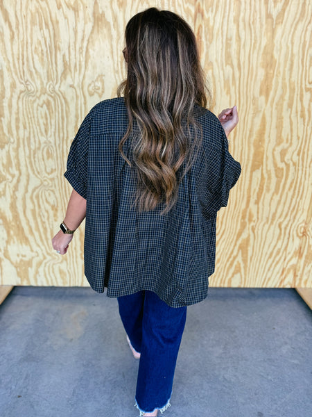 Oversized Plaid Blouse – Relaxed Fit Neutral Button-Down Tunic