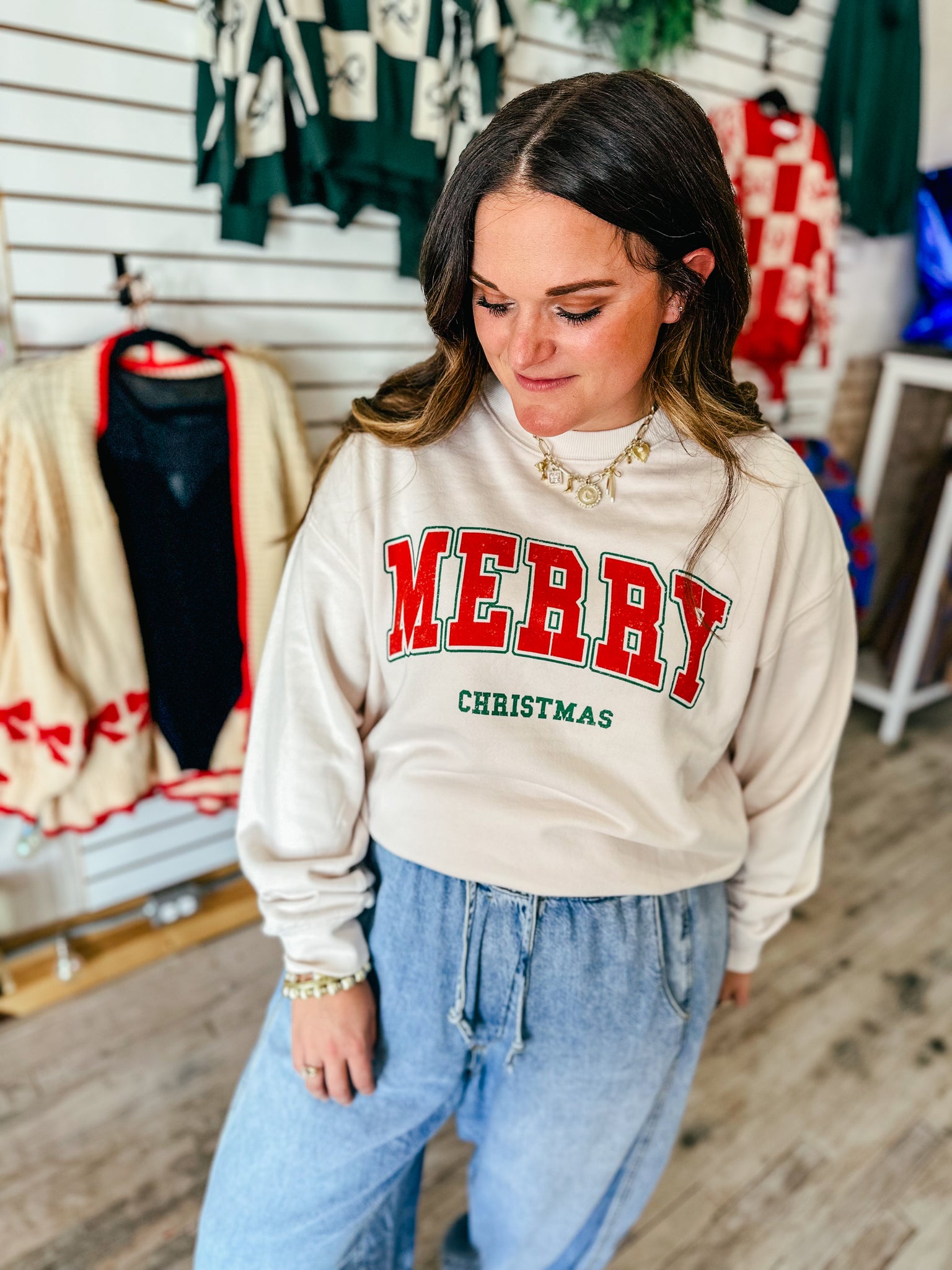 Merry Christmas Graphic Sweatshirt    