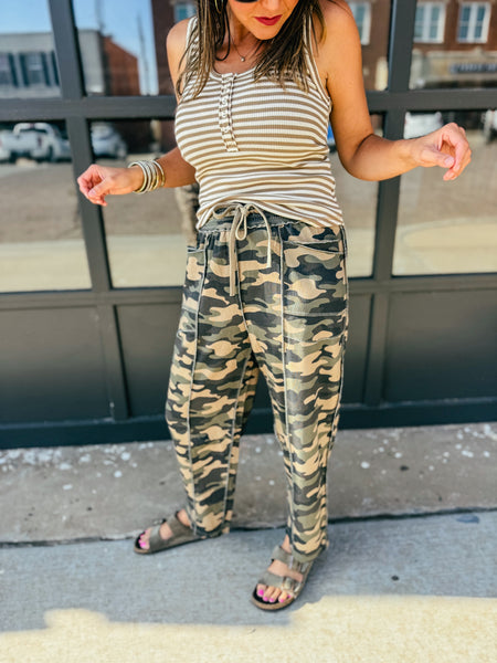 Katy Camoflauge Barrel Utility Pant