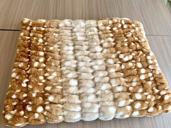 Fawn Luxury Blanket Preorder