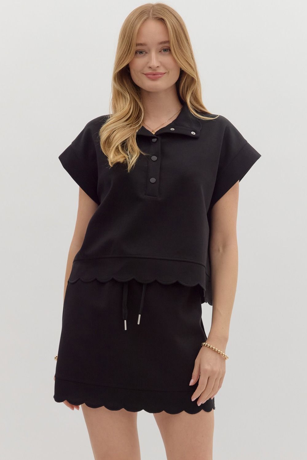 Black Scalloped Set